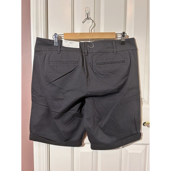 Loft Bermuda Roll Shorts Womens size 12 Stretch Dark Gray Mid Rise New - Picture 2 of 8
